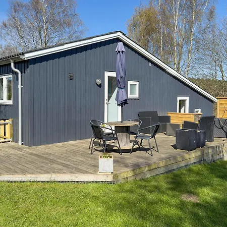 3 Bedroom Amazing In Ferienhaus